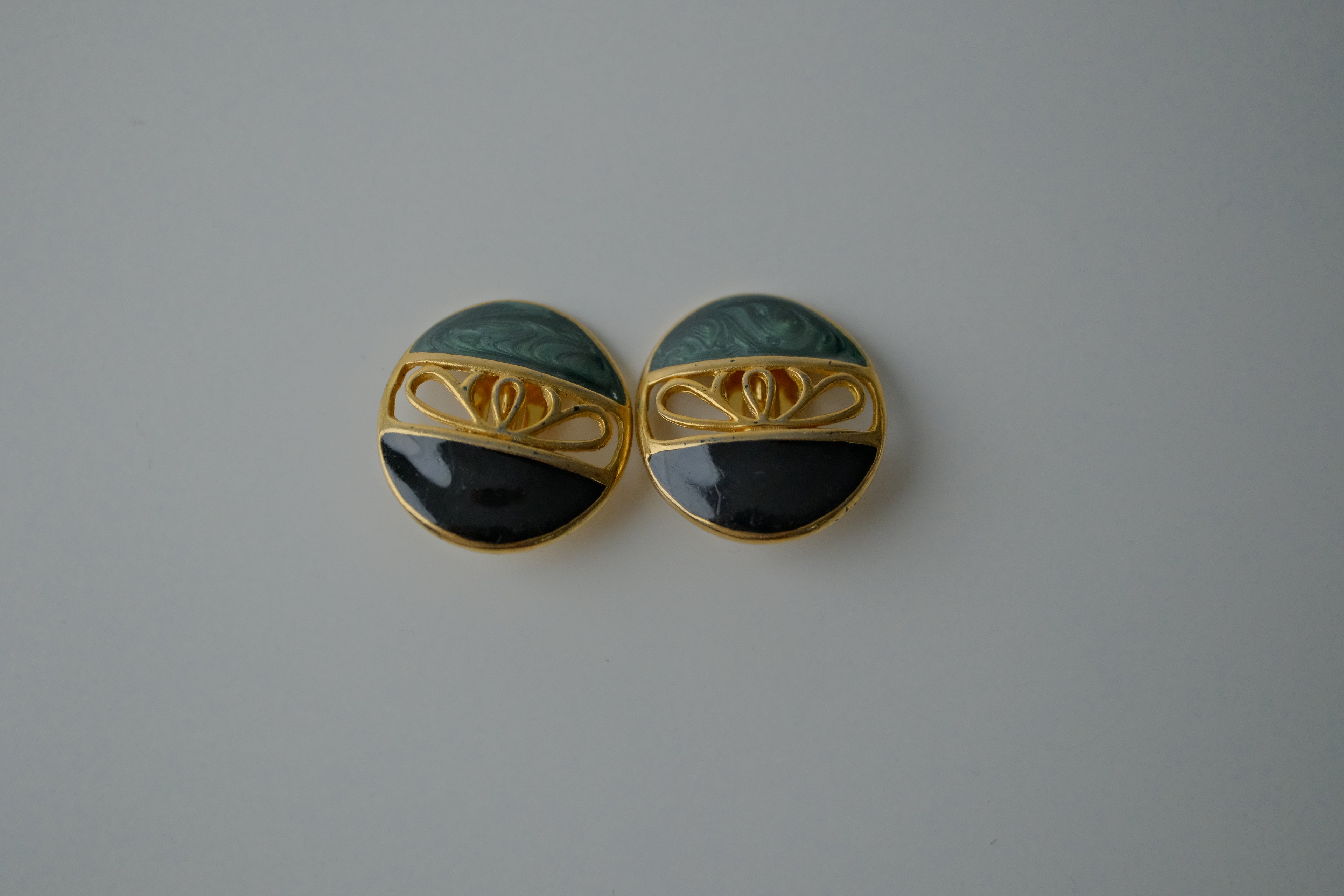 Vintage Enamel Gold Clip-on Earrings