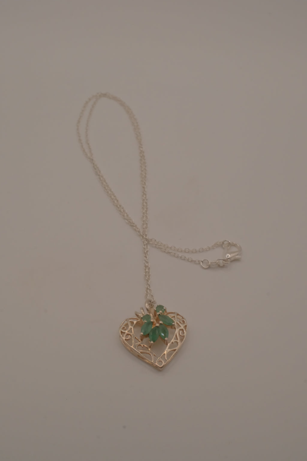 Sterling silver filigree heart pendant necklace