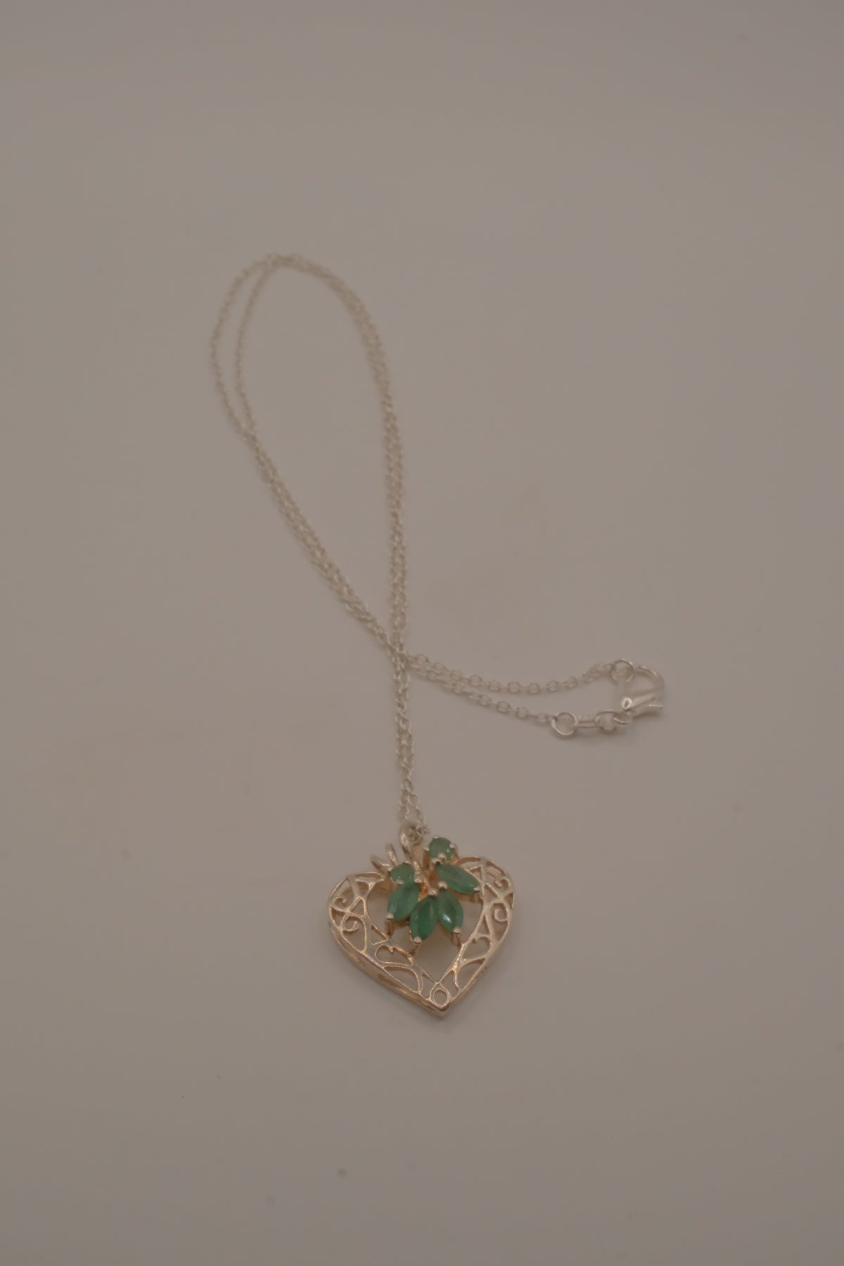 Sterling silver filigree heart pendant necklace