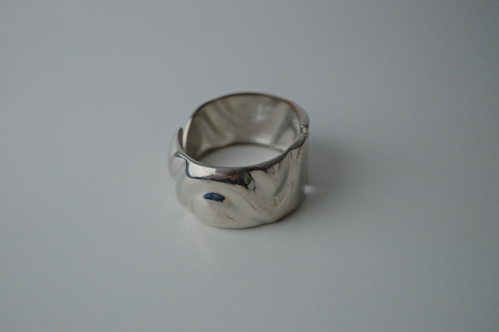 Vintage Silver Modern Hinged Bangle
