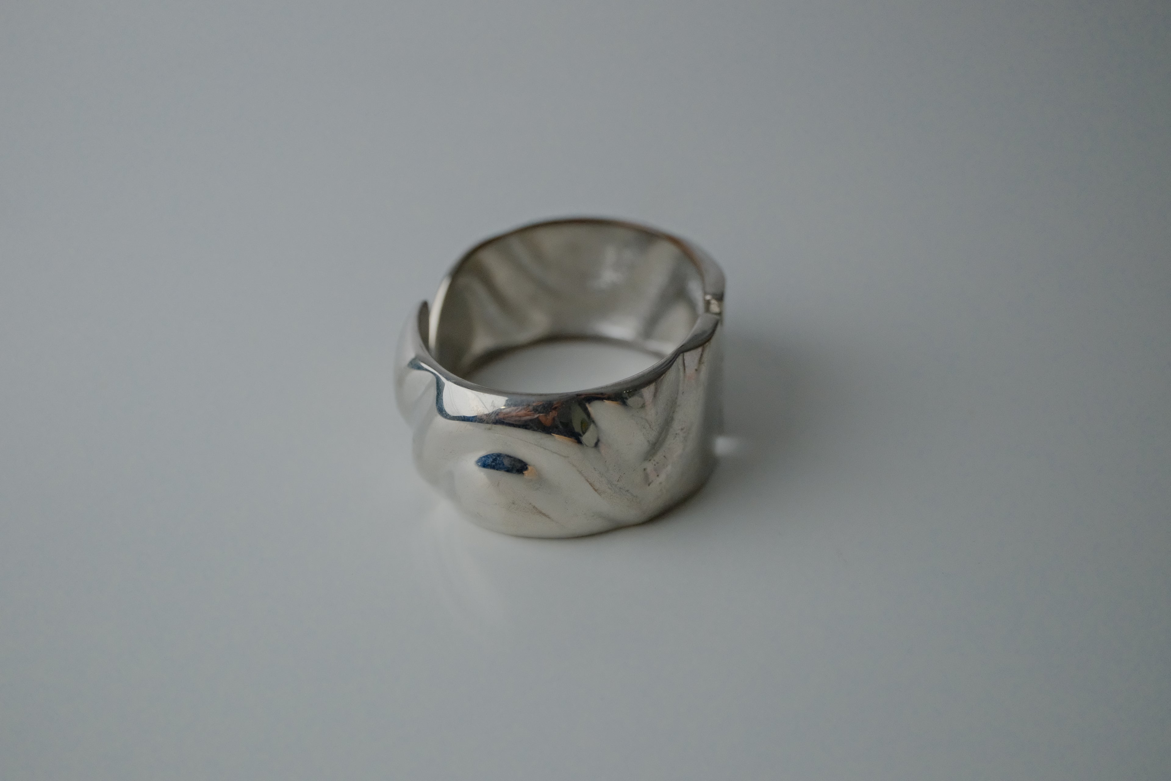 Vintage Silver Modern Hinged Bangle