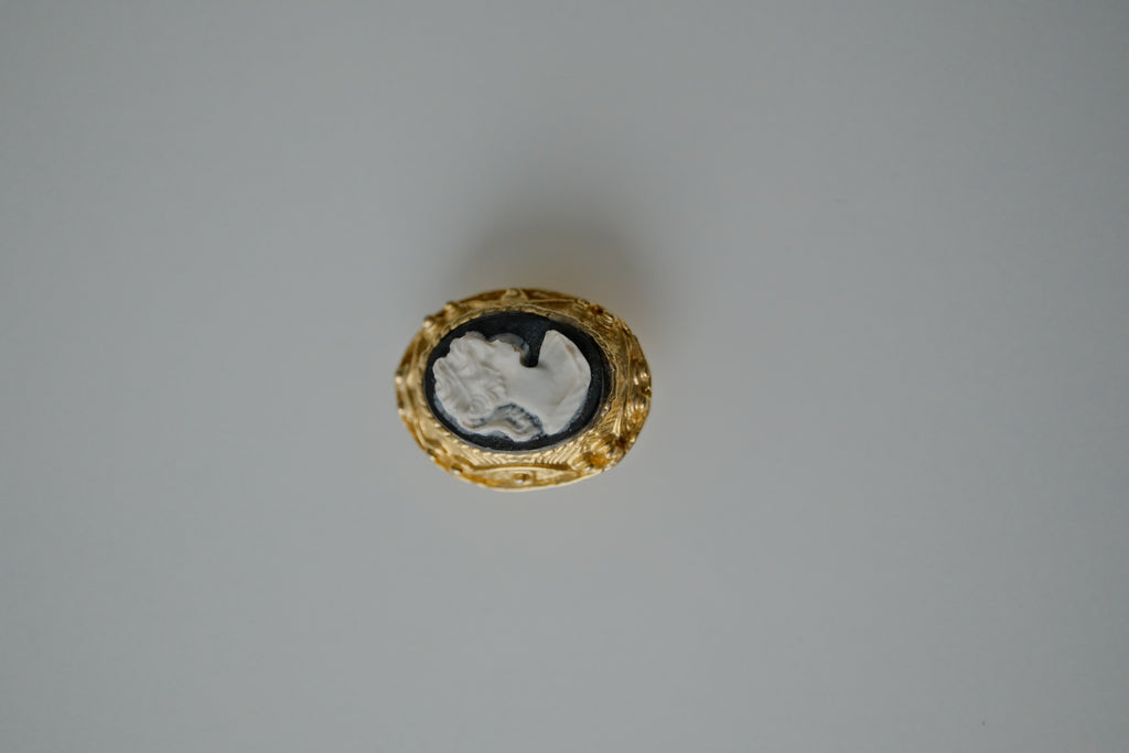 Vintage Cameo Button Cuff Link