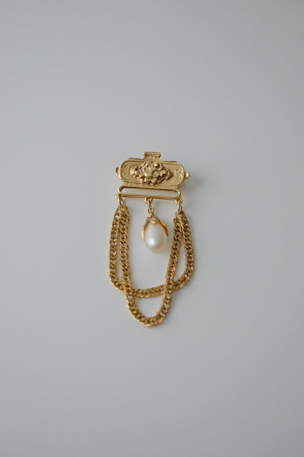 Vintage Gold and Pearl Dangle Brooch