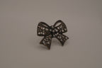 Vintage bronze-tone filigree Statement bow ring