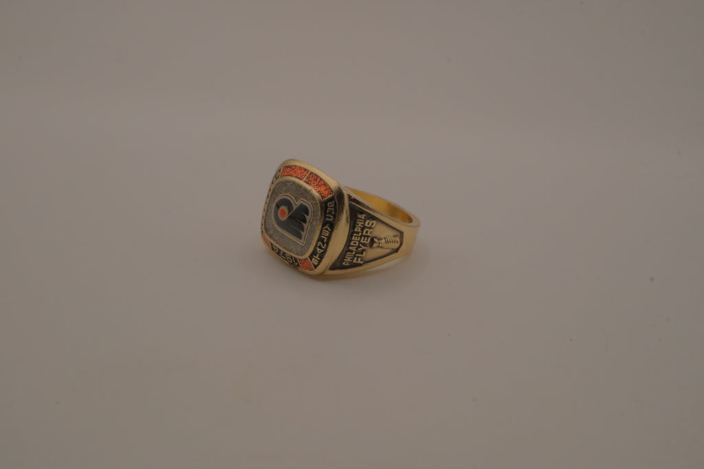 1974 Philadelphia Flyers replica Stanley Cup championship ring