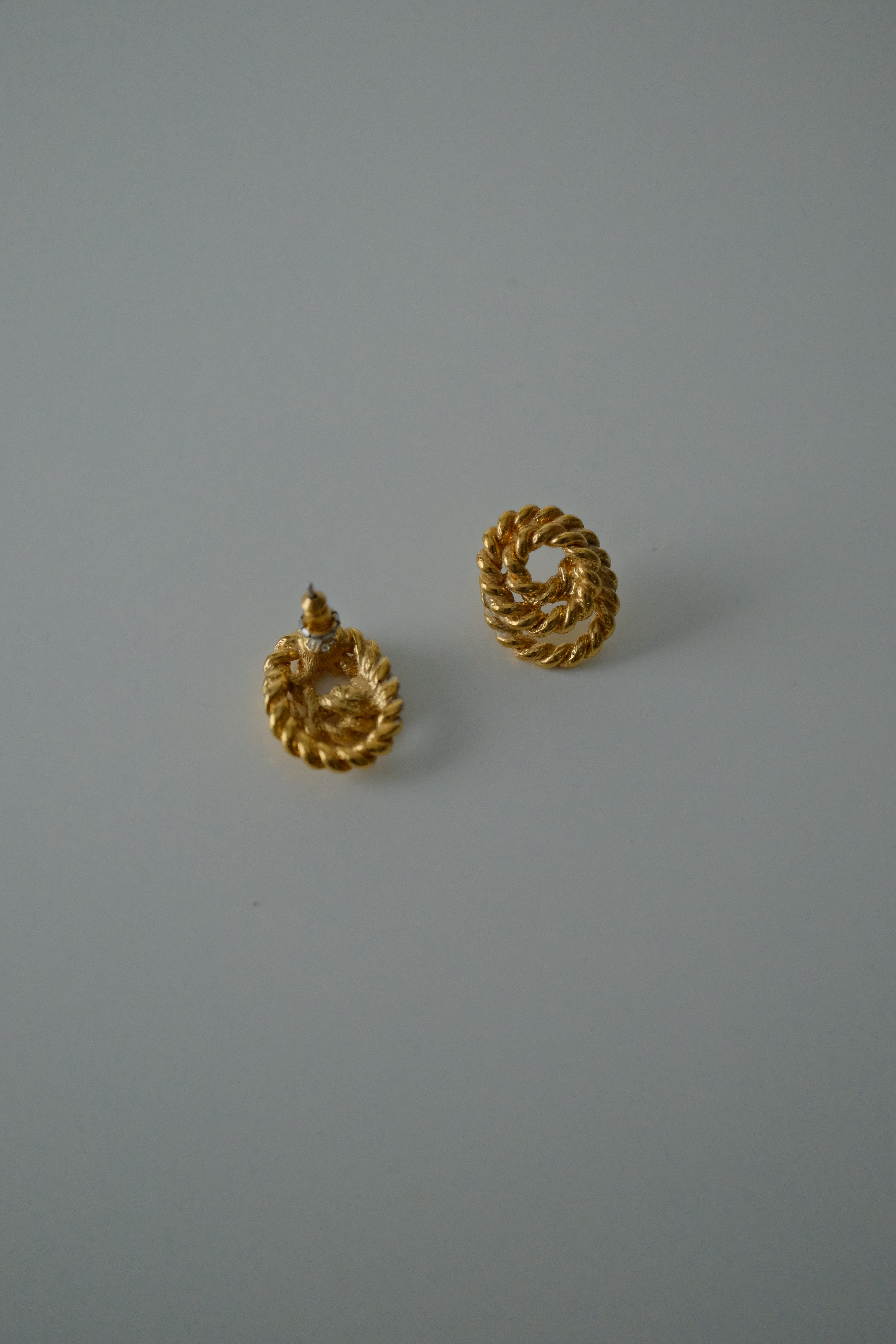 Vintage Twisted Rope Gold Tone Studs