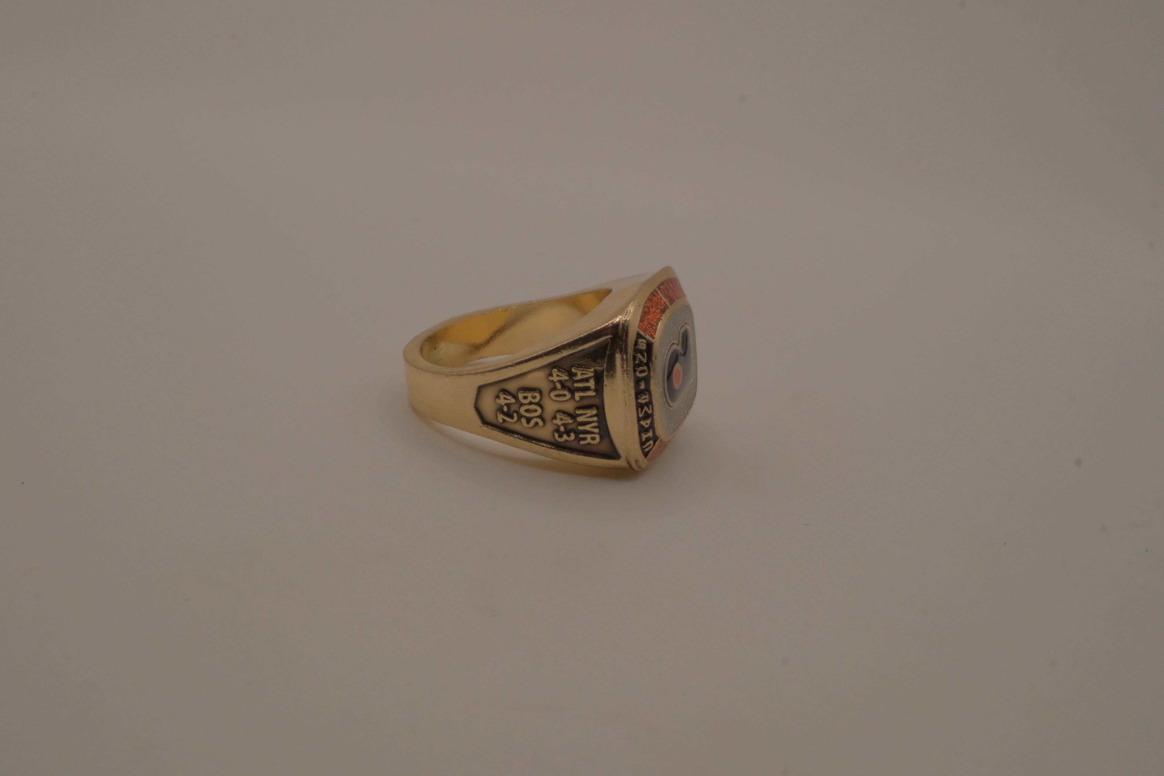 1974 Philadelphia Flyers replica Stanley Cup championship ring