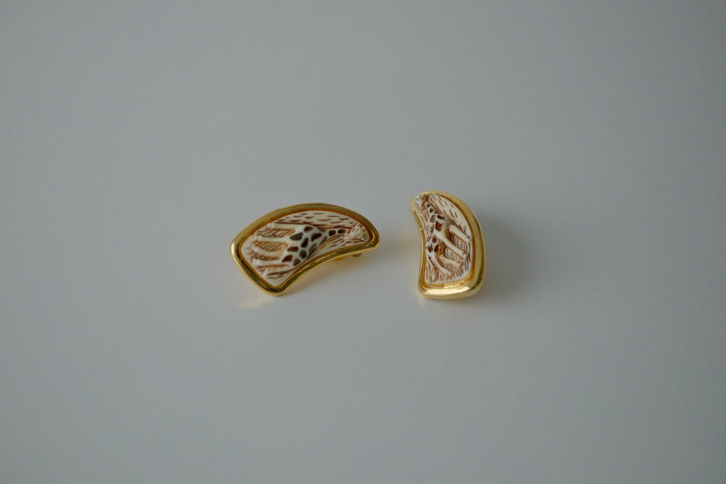 Vintage Gold Tone Giraffe Earrings
