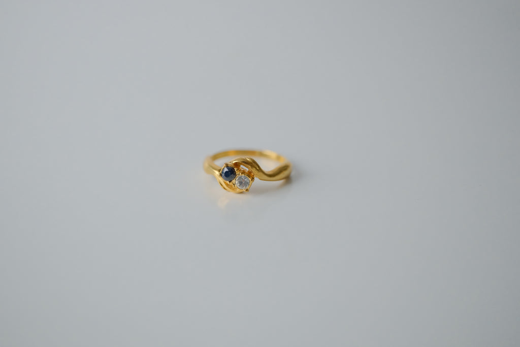 Vintage "Toi et Moi" Crossover Ring