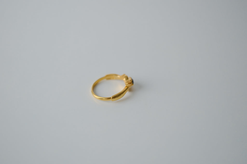 Vintage "Toi et Moi" Crossover Ring