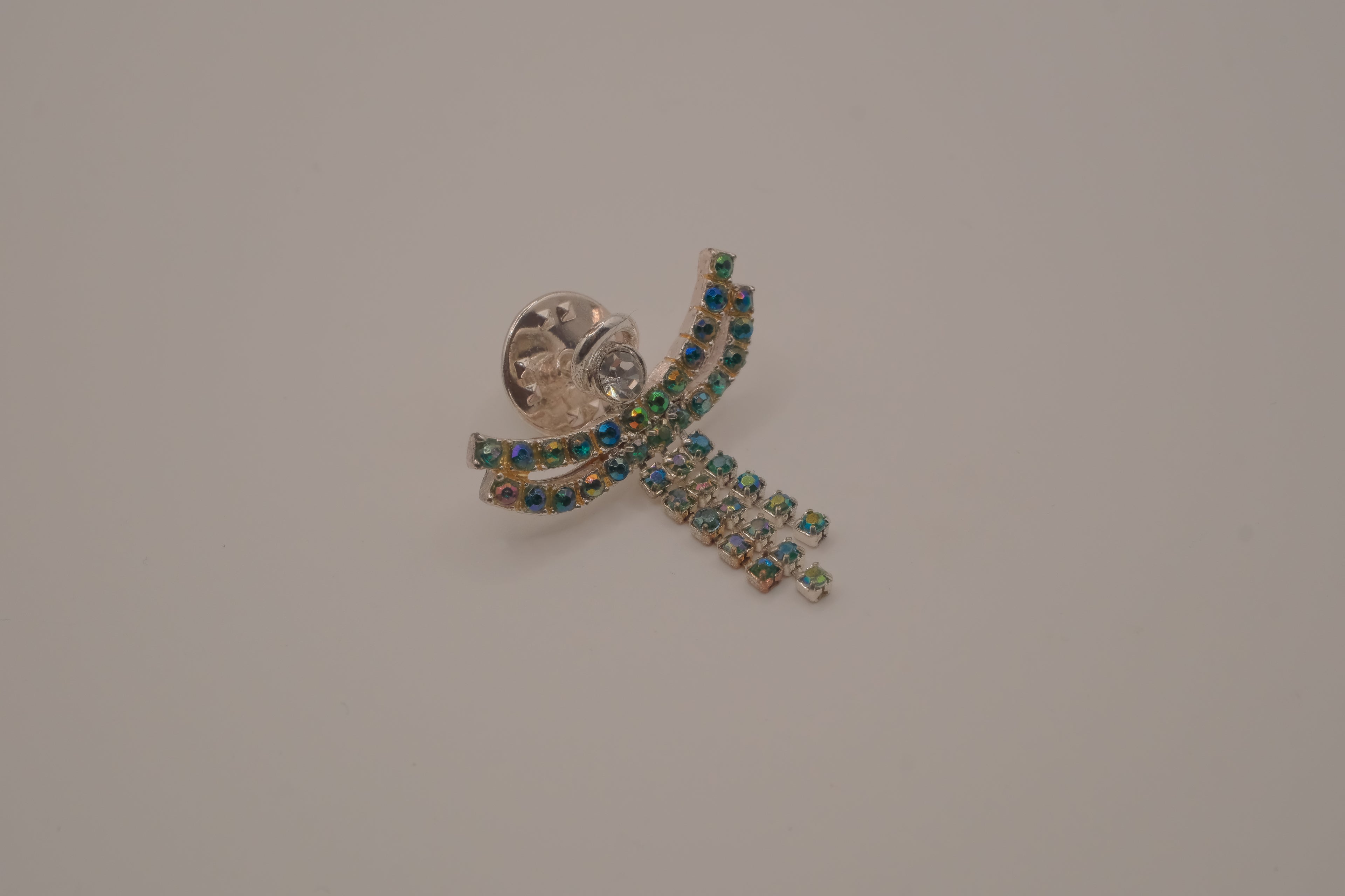 Vintage Avon Silver tone Abstract Angel Tac Pin