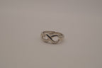 Vintage Avon infinity symbol ring