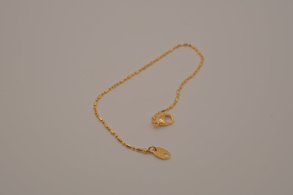 Vintage Avon Oval bar and bead link dainty chain bracelet