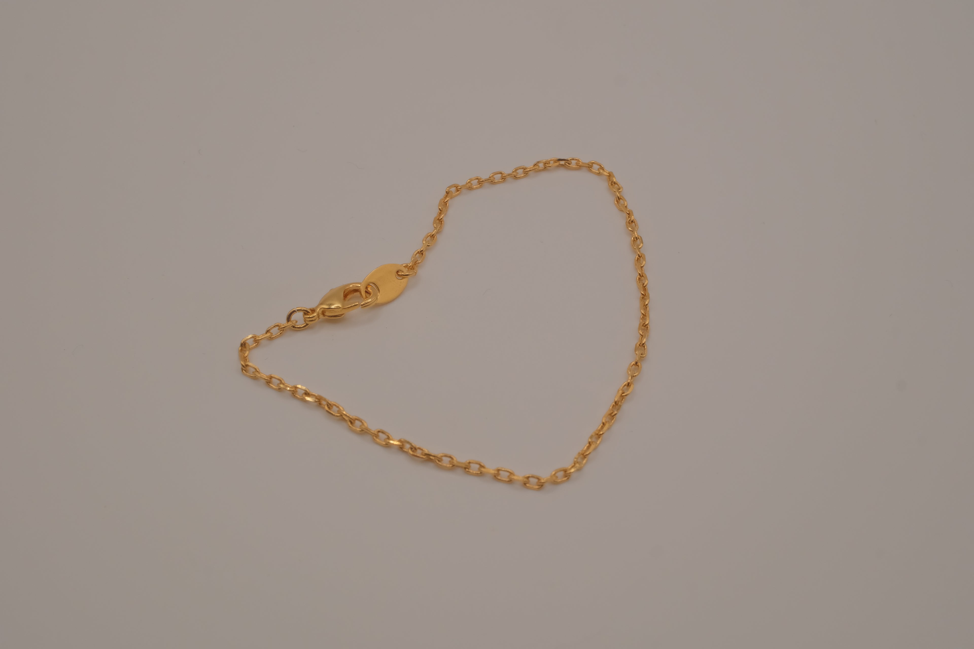 Vintage Avon minimalist gold cable chain bracelet