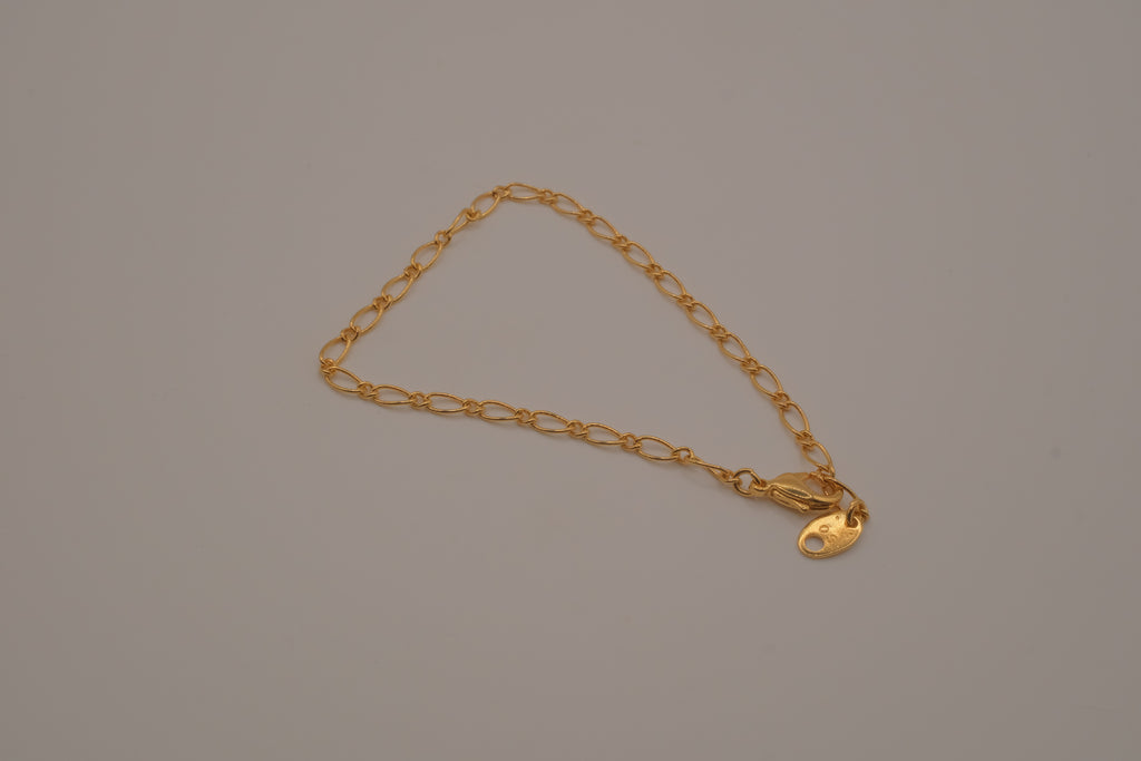 Vintage Avon minimalist classic gold link chain bracelet