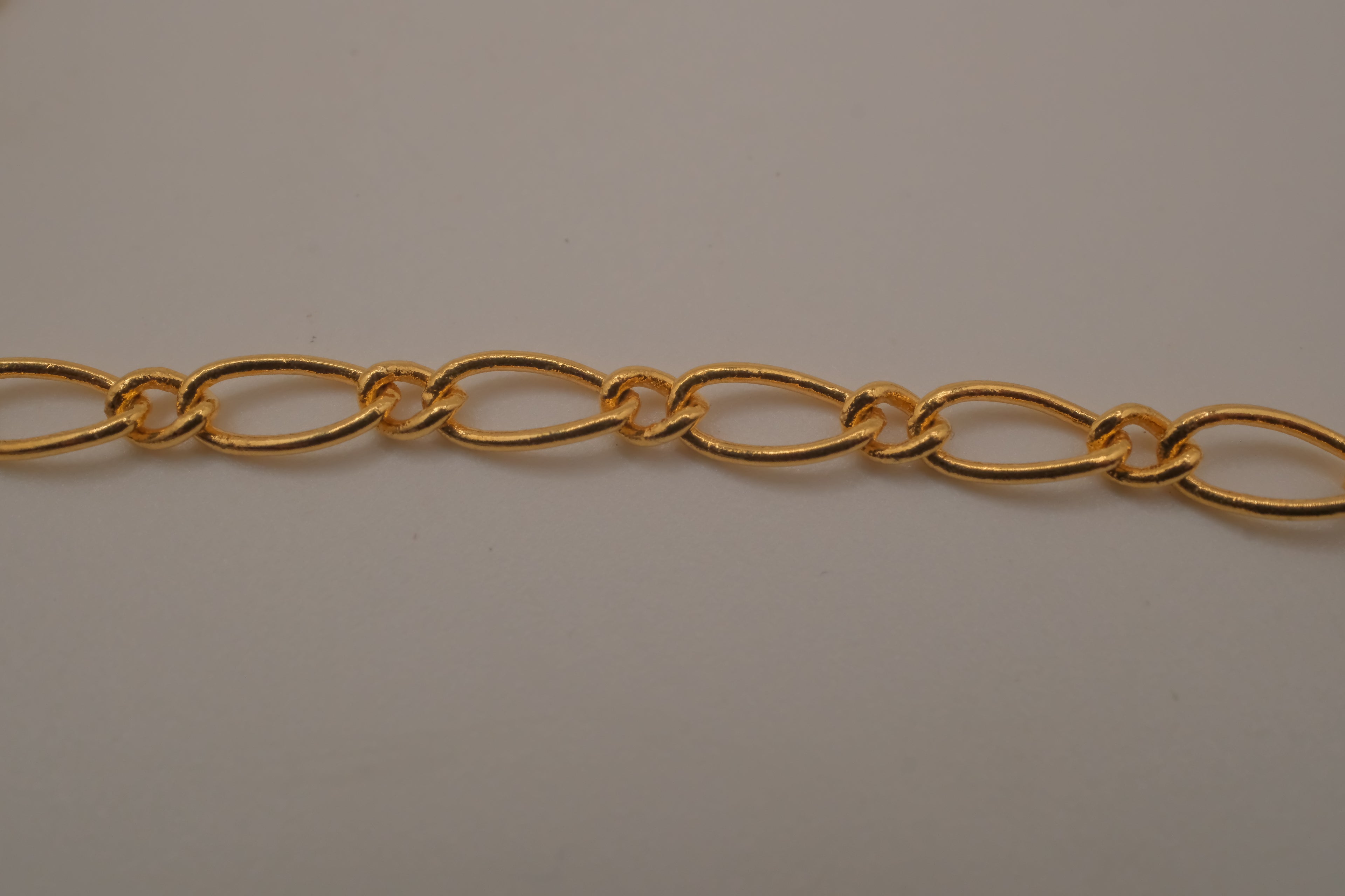 Vintage Avon minimalist classic gold link chain bracelet