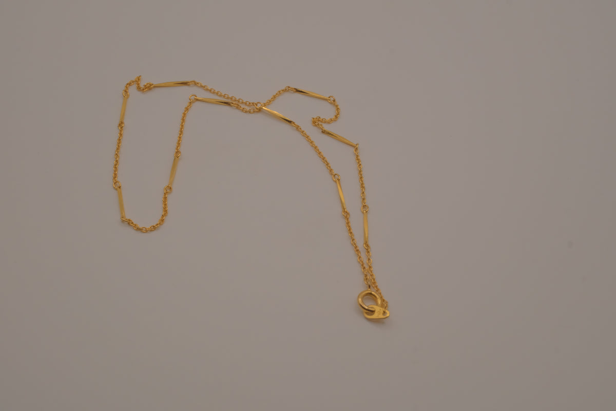 Vintage Avon bar link station necklace