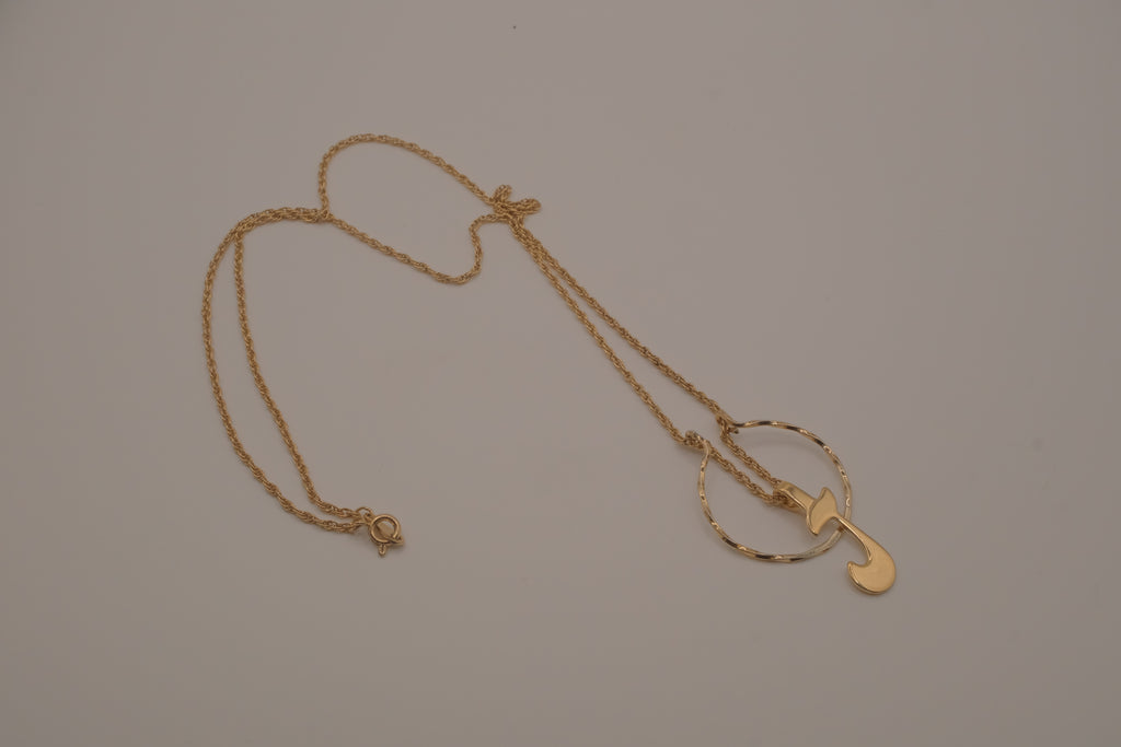 Vintage Avon gold-tone J initial pendant necklace