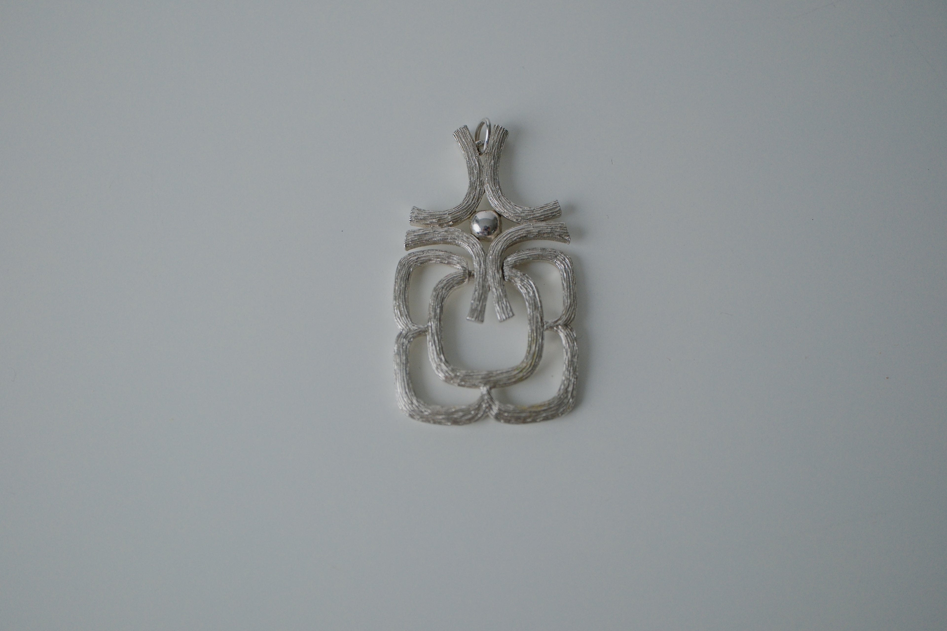 Vintage Avon 70s Mayan Pendant