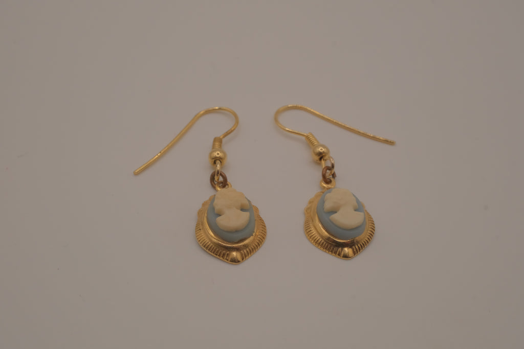 Vintage Blue cameo dangle earrings&nbsp;