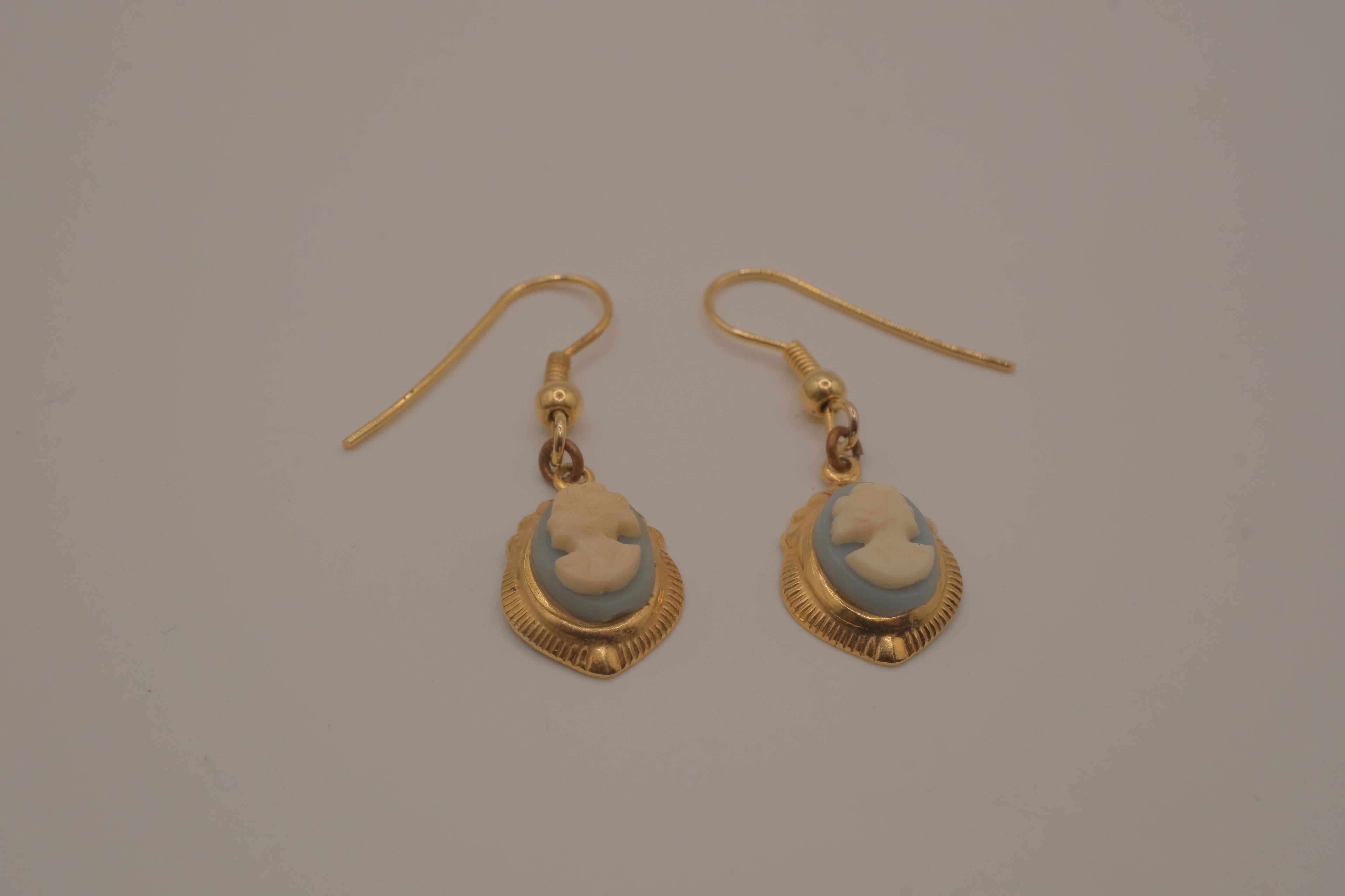 Vintage Blue cameo dangle earrings&nbsp;