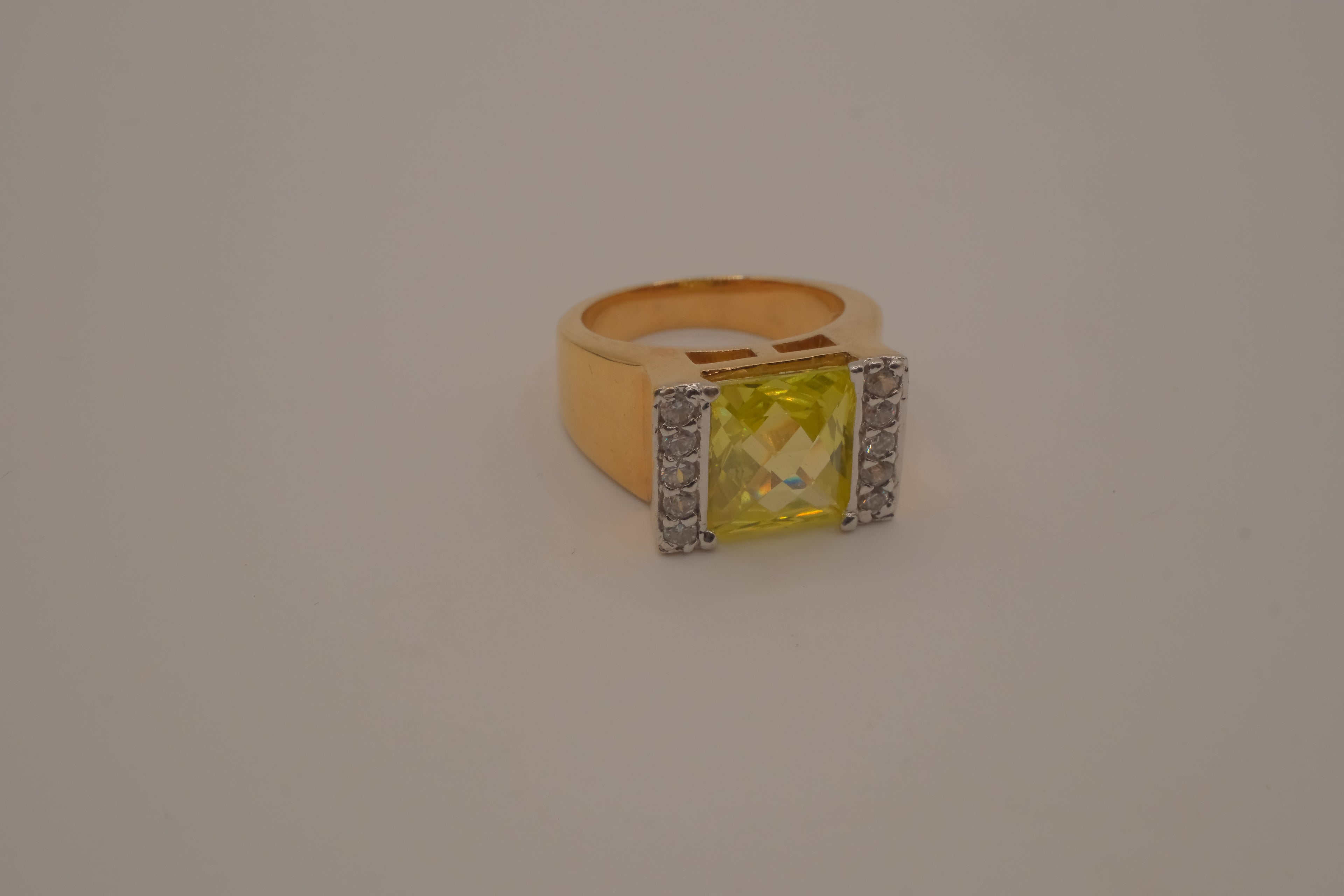 Vintage Gold Plated Sterling Silver Citrine and Rhinestones Ring&nbsp;