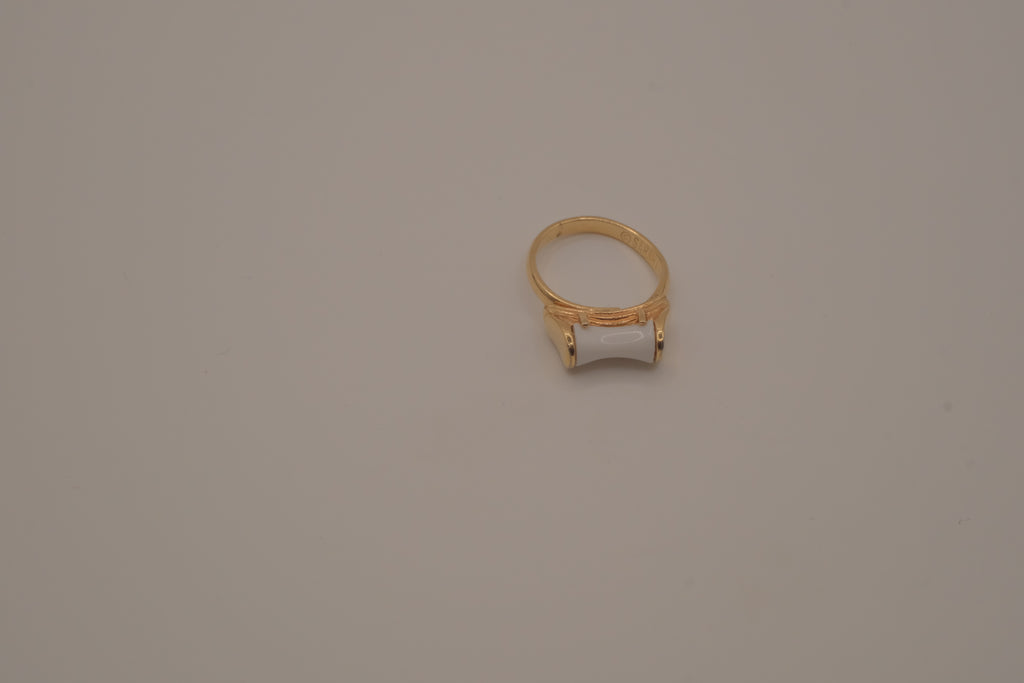 Vintage 1977 Sarah Coventry "Spring Fever" ring