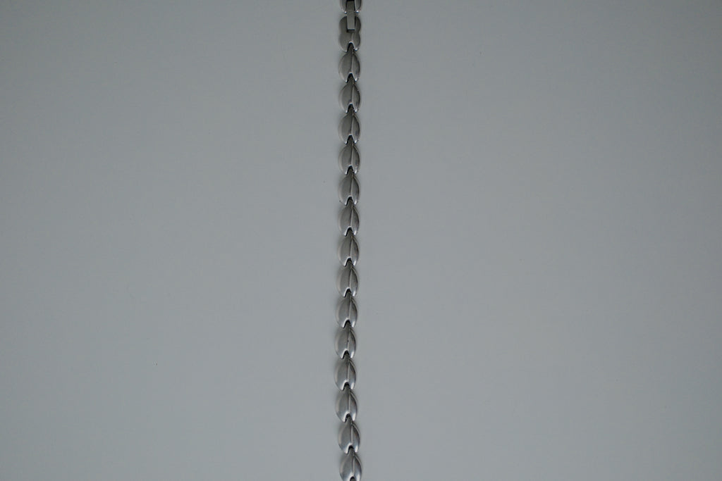 Titanium Leaf Link Magnetic Bracelet