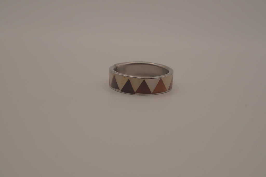 Silver tone mother-of-pearl geometric inlay band ring