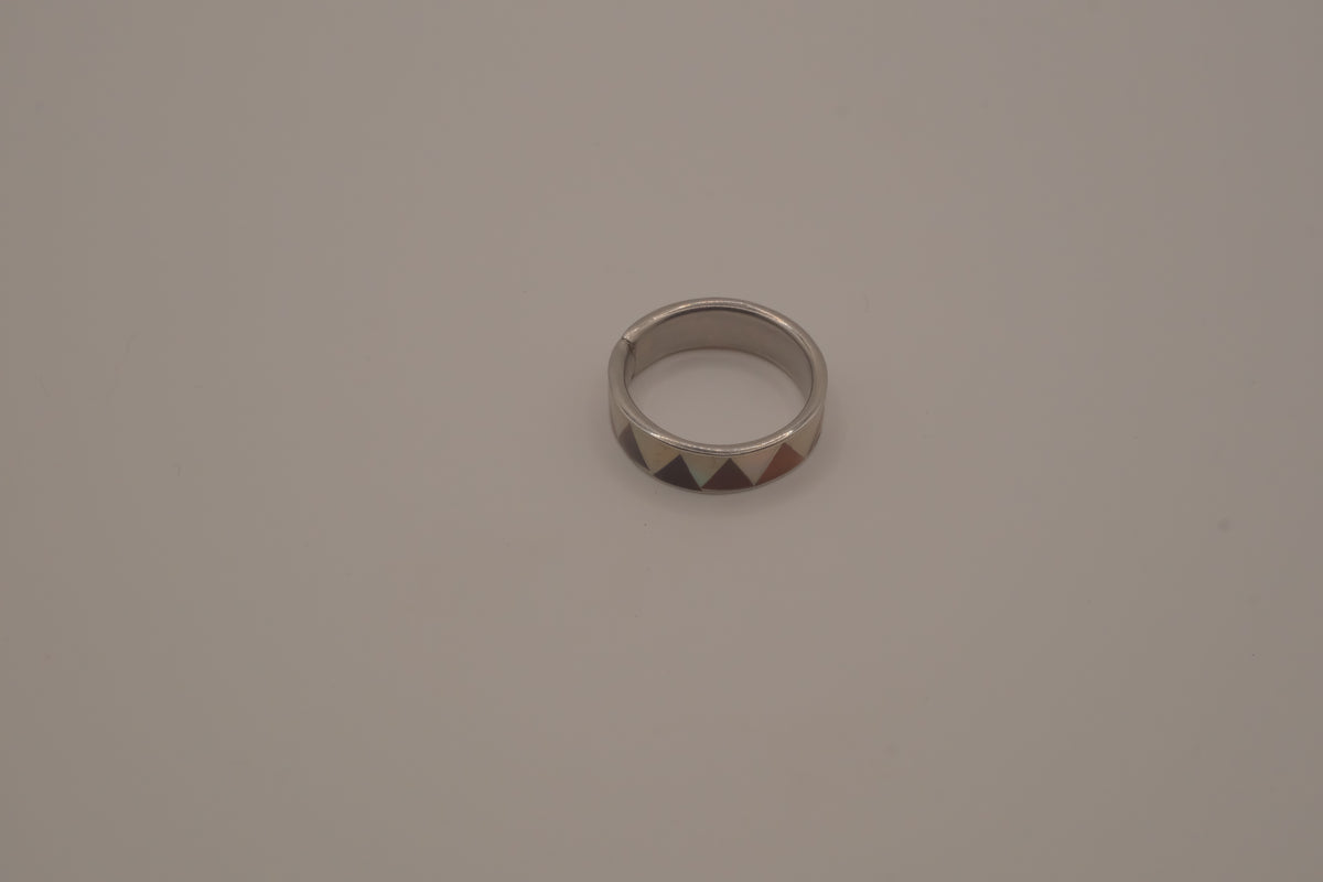 Silver tone mother-of-pearl geometric inlay band ring