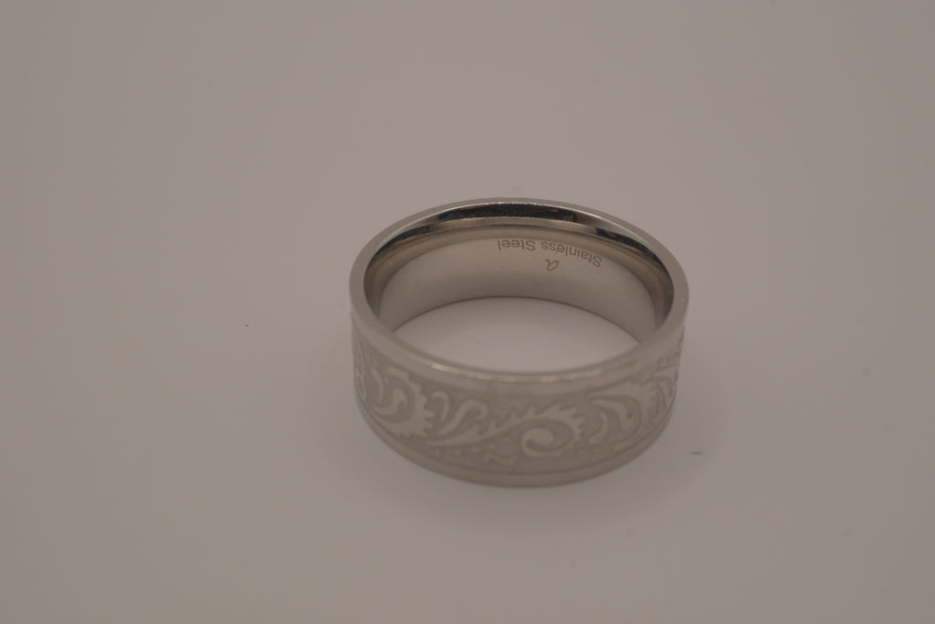 Coin crafted floral scroll pattern ring