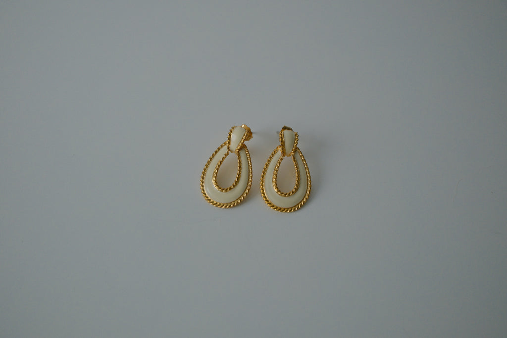 Vintage Beige Enamel Teardrop Earrings