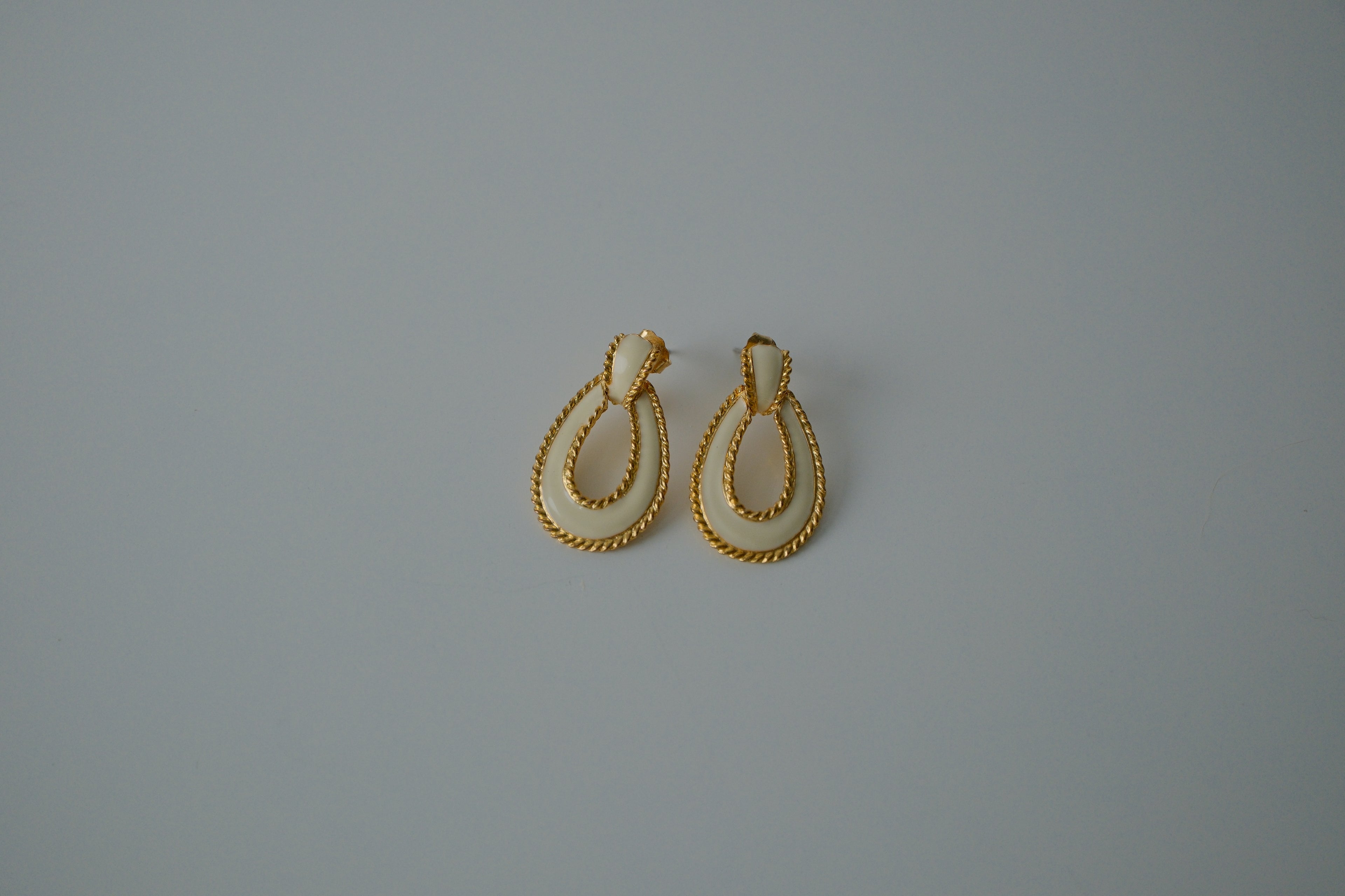 Vintage Beige Enamel Teardrop Earrings