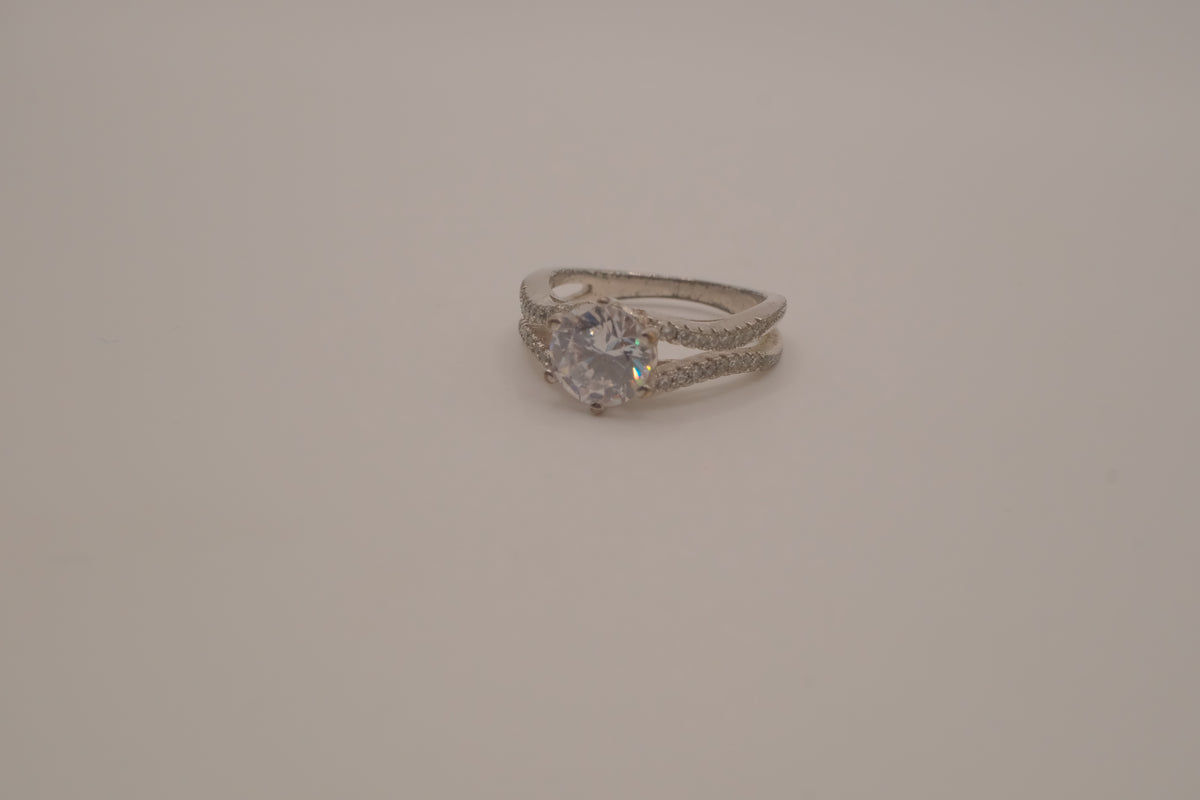 925 Silver Split Shank Engagement/Wedding Ring