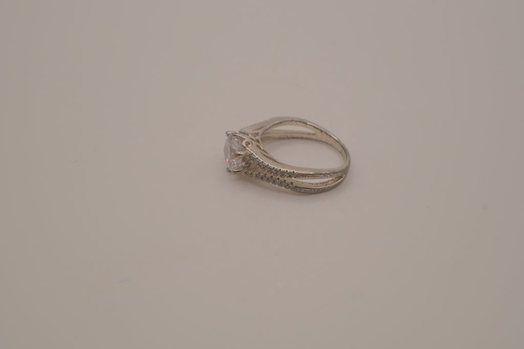 925 Silver Split Shank Engagement/Wedding Ring