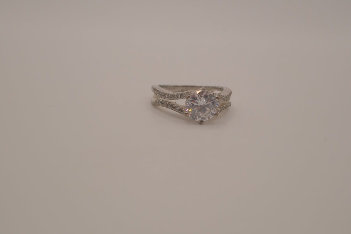 925 Silver Split Shank Engagement/Wedding Ring