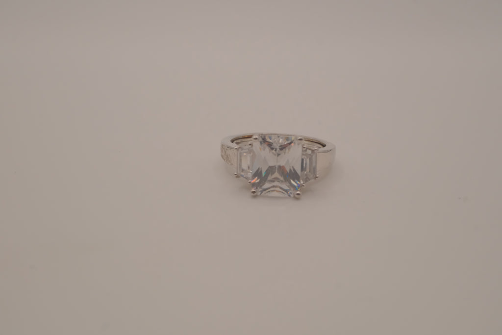 Vintage Avon 3-stone "Engaging CZ" ring