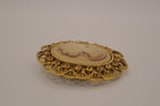 Oval Victorian style vintage cameo brooch