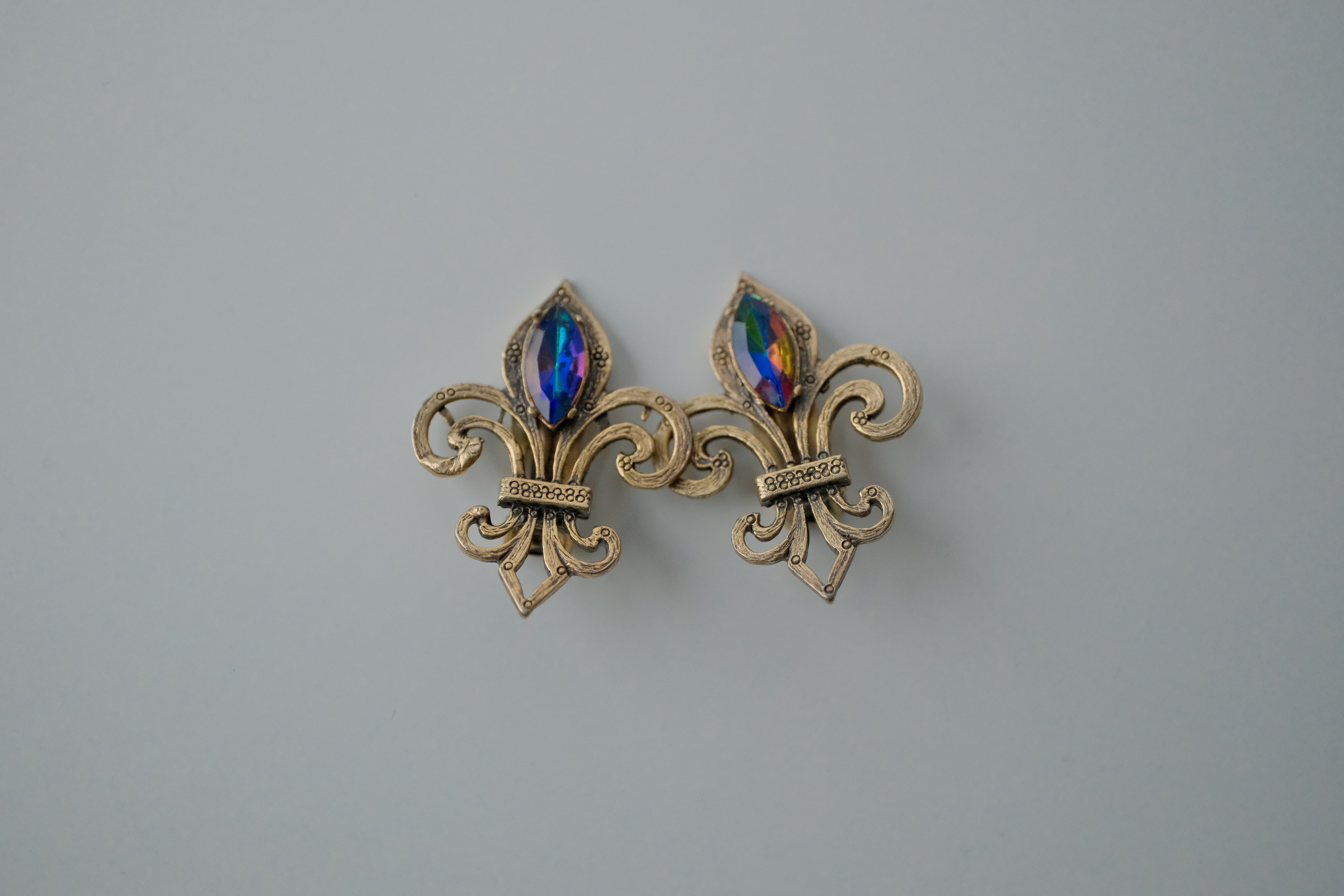 Vintage Fleur-de-lis Clip-On Earrings