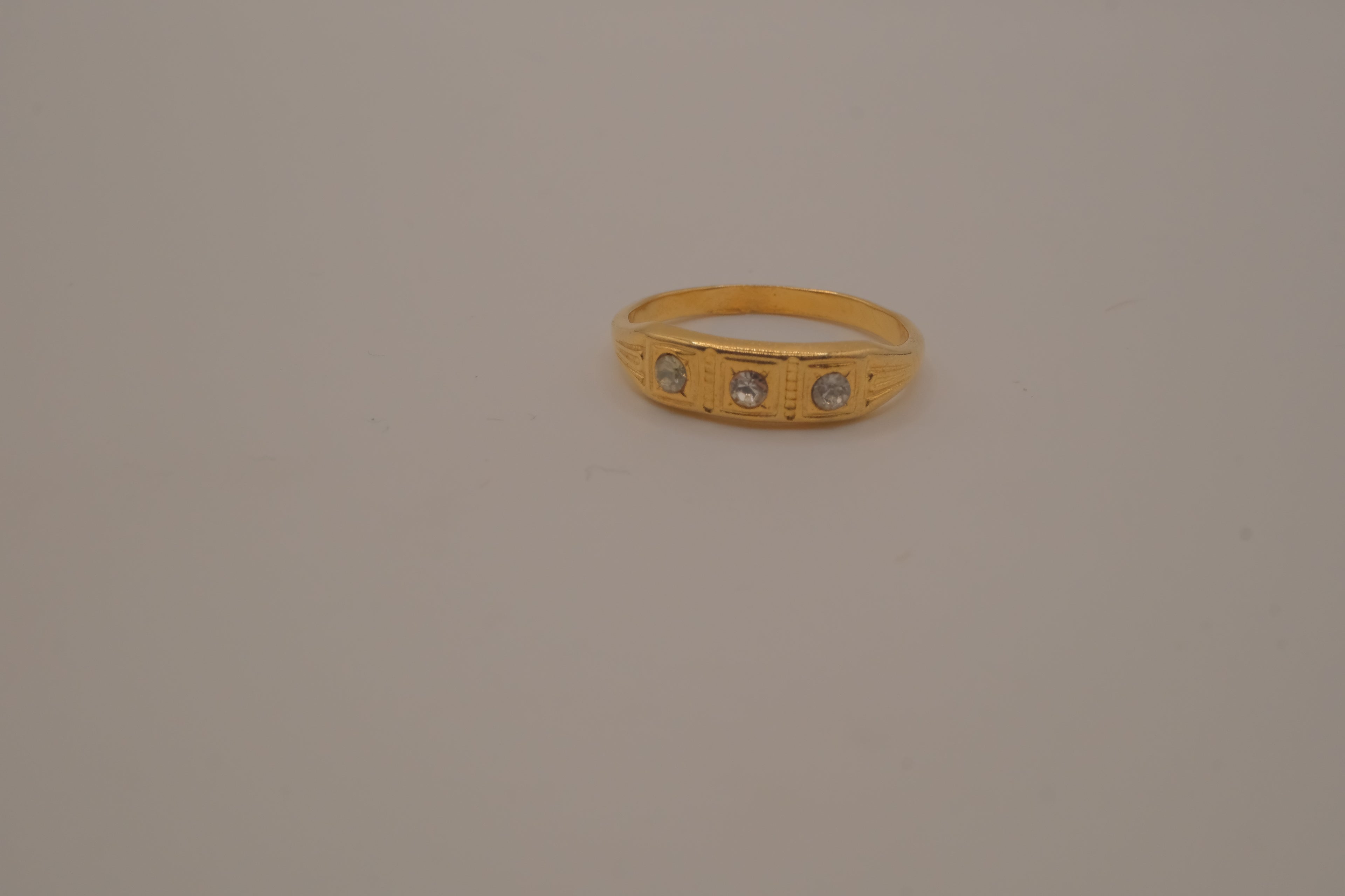 Victorian-style gold tone trilogy ring