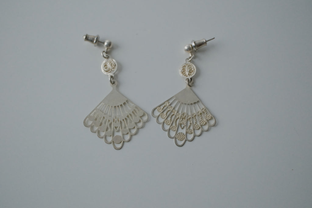 Vintage Silver Tone Fan Earrings