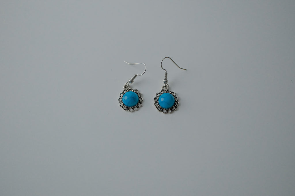 Vintage Silver Tone Turqouise Earrings