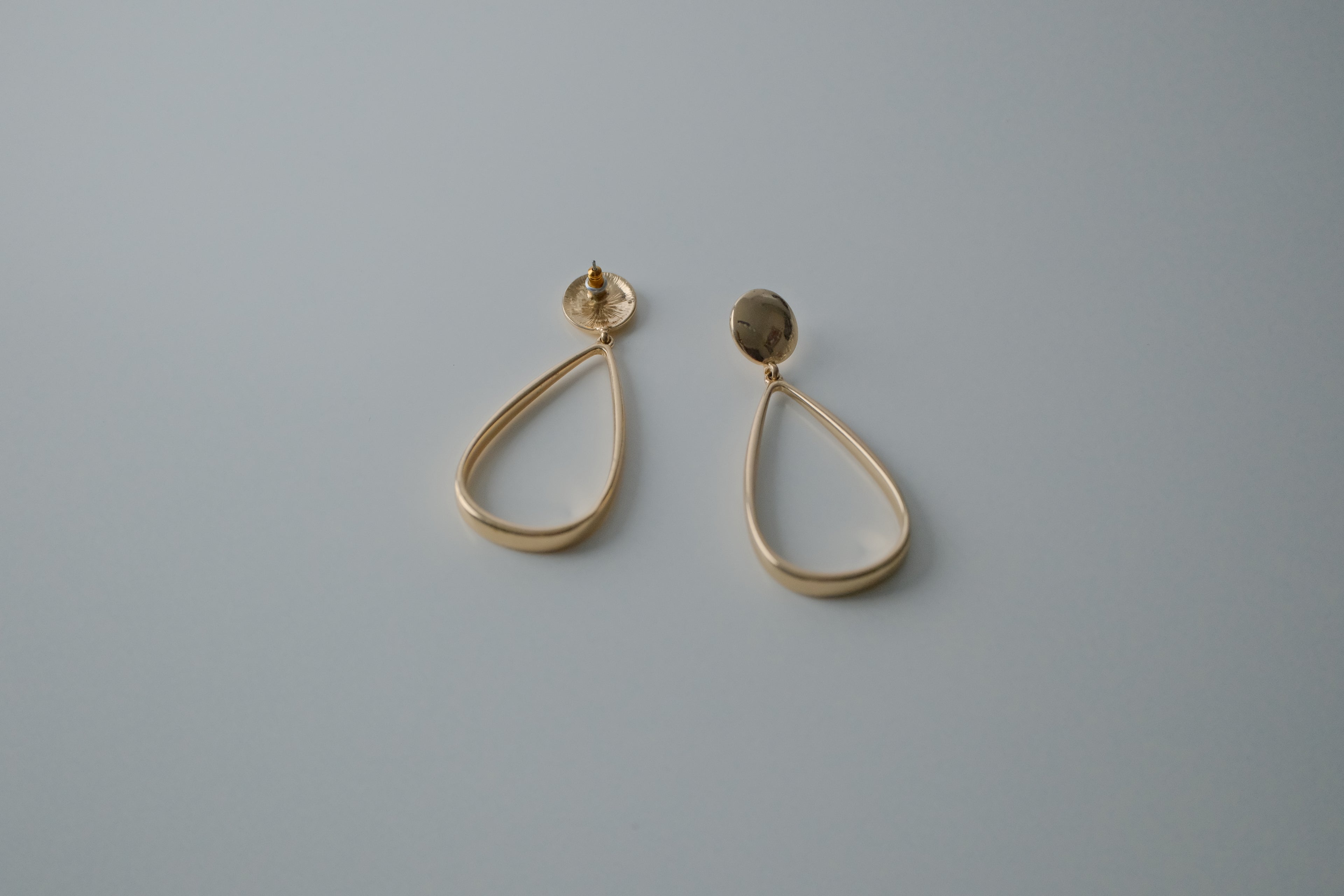 Vintage Gold Tone Teardrop Earrings