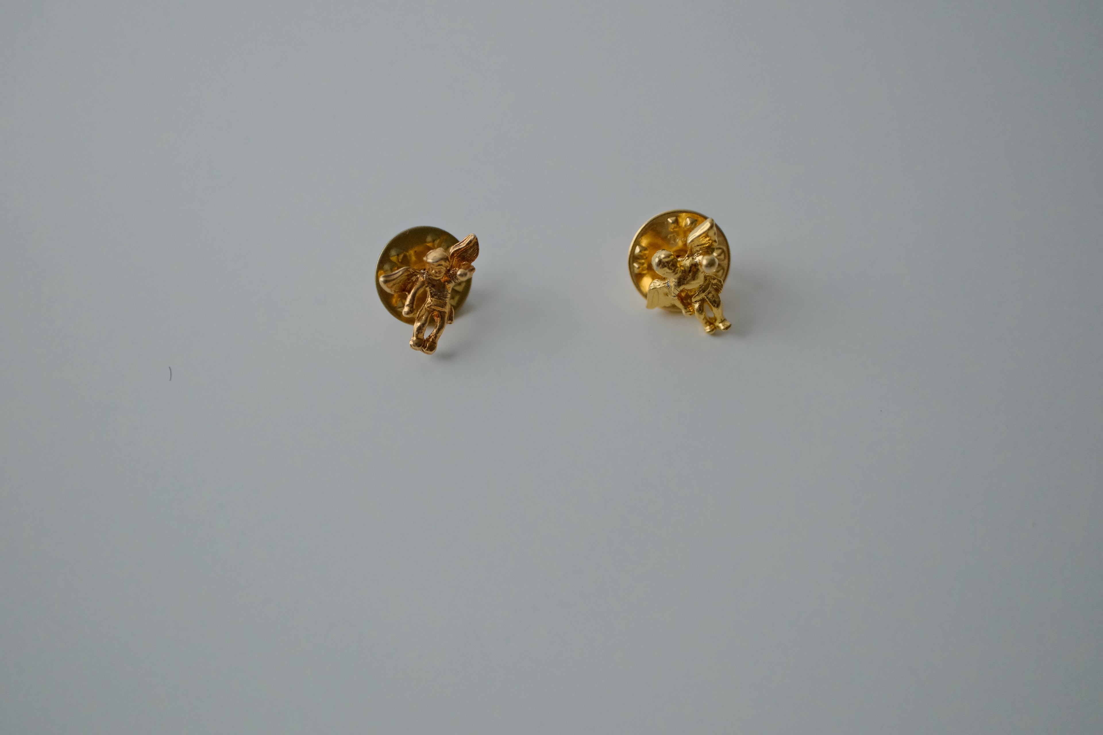 Vintage Angel Gold Tone Lapel