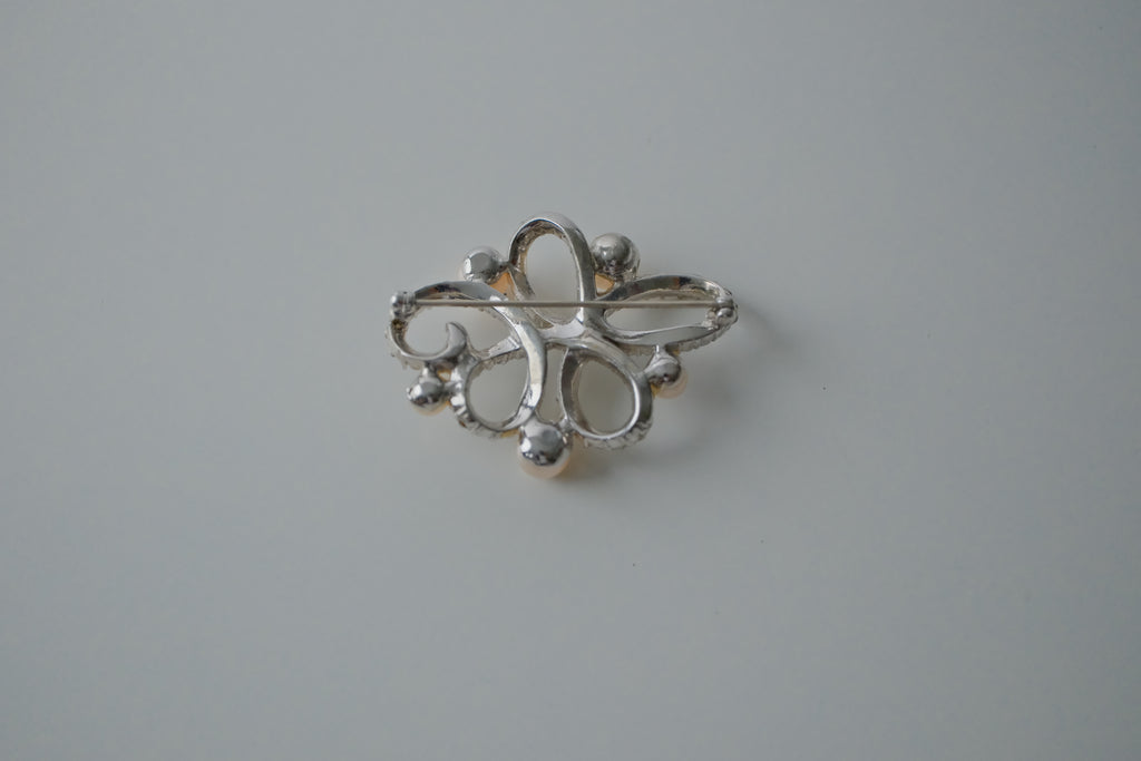 Vintage Knotted Pearl and Rhinestone Brooch