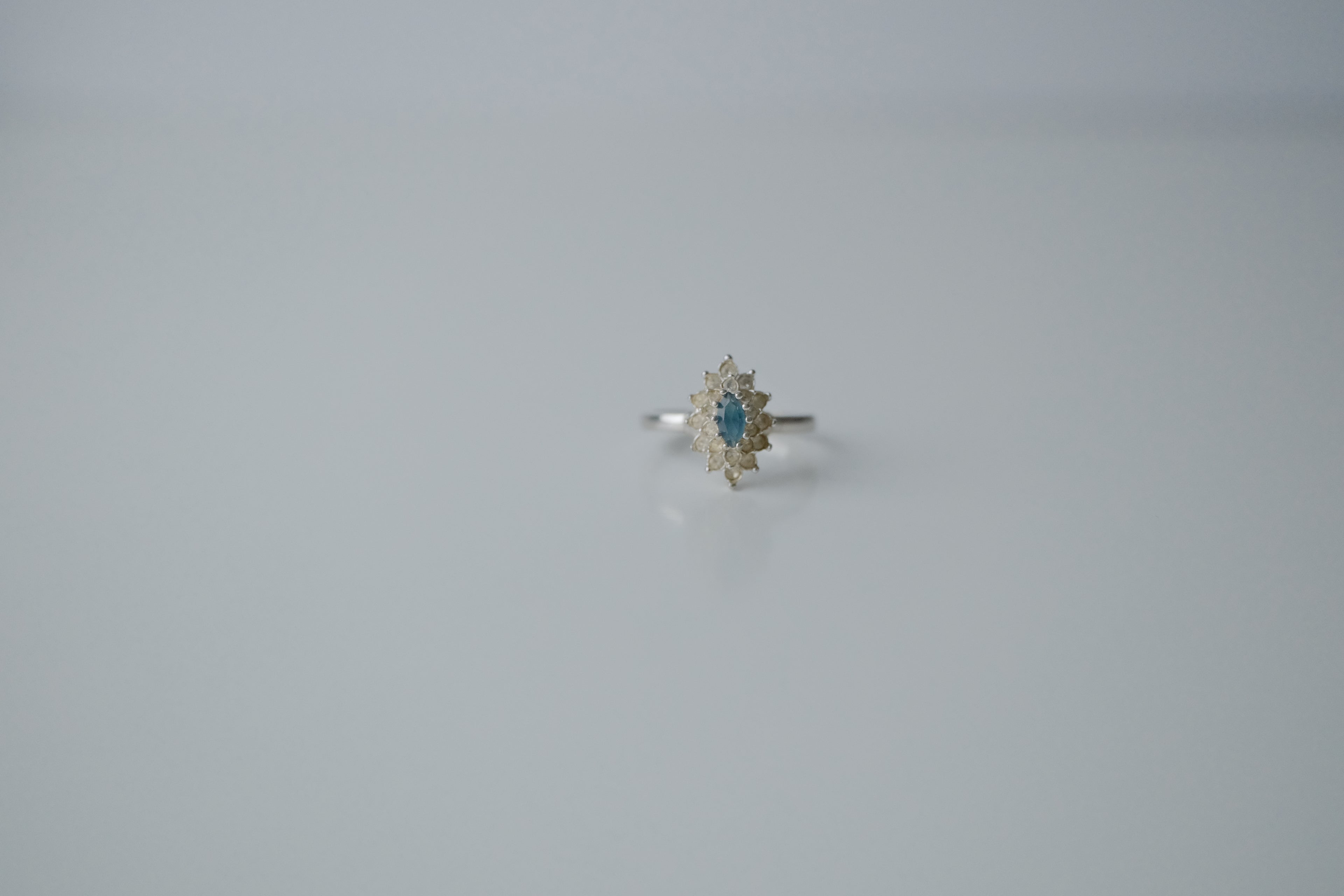 Vintage 1970s 18K White Gold Cocktail Ring