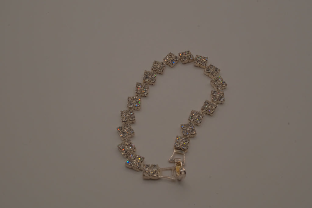 Square shaped rhinestone link tennis bracelet
