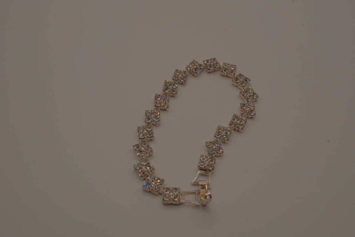 Square shaped rhinestone link tennis bracelet