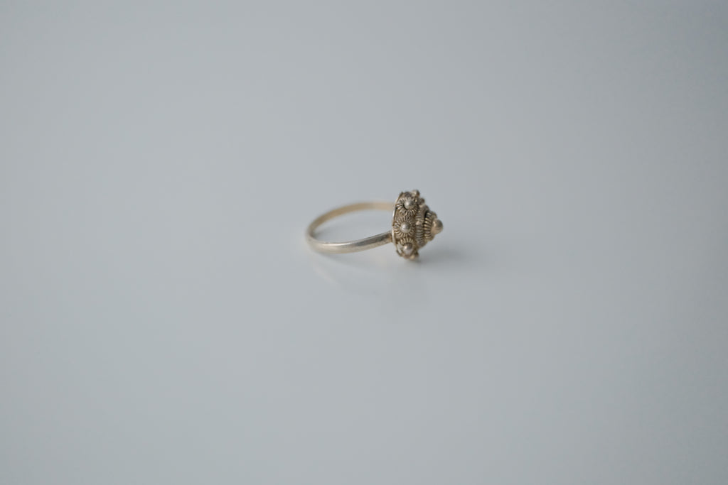 Vintage Sterling Silver Dutch Button Ring