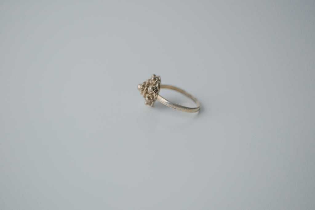 Vintage Sterling Silver Dutch Button Ring